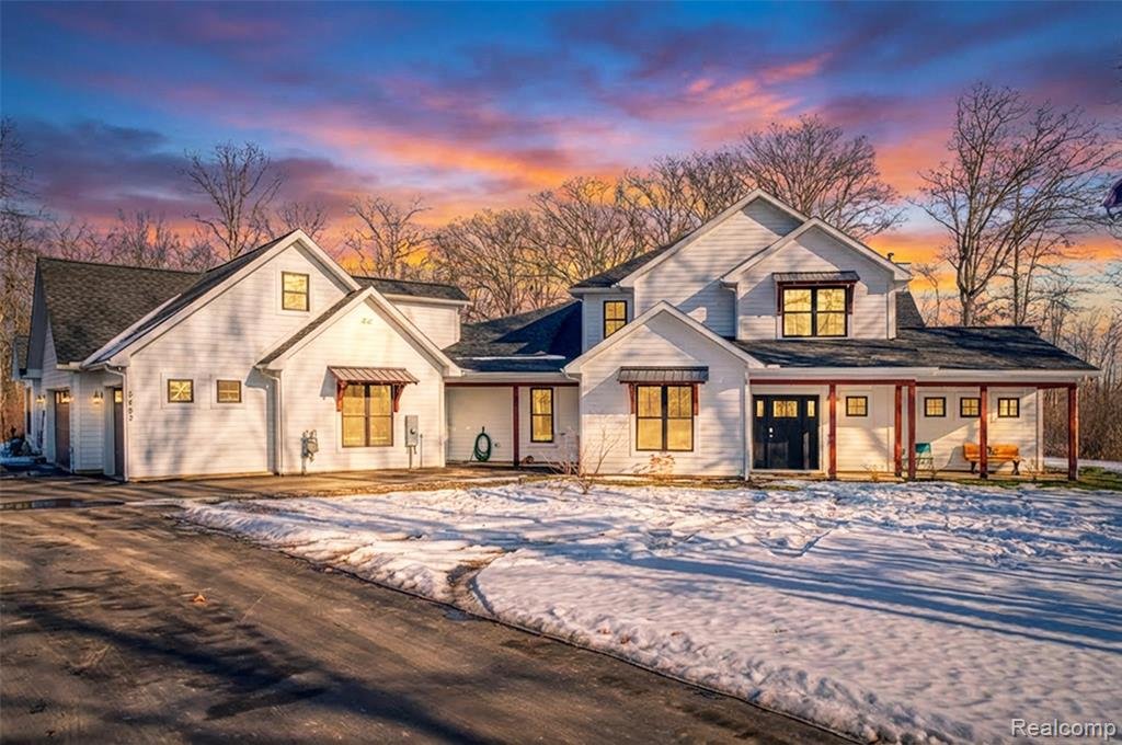 3483 Windwheel Point Drive, Pinckney
