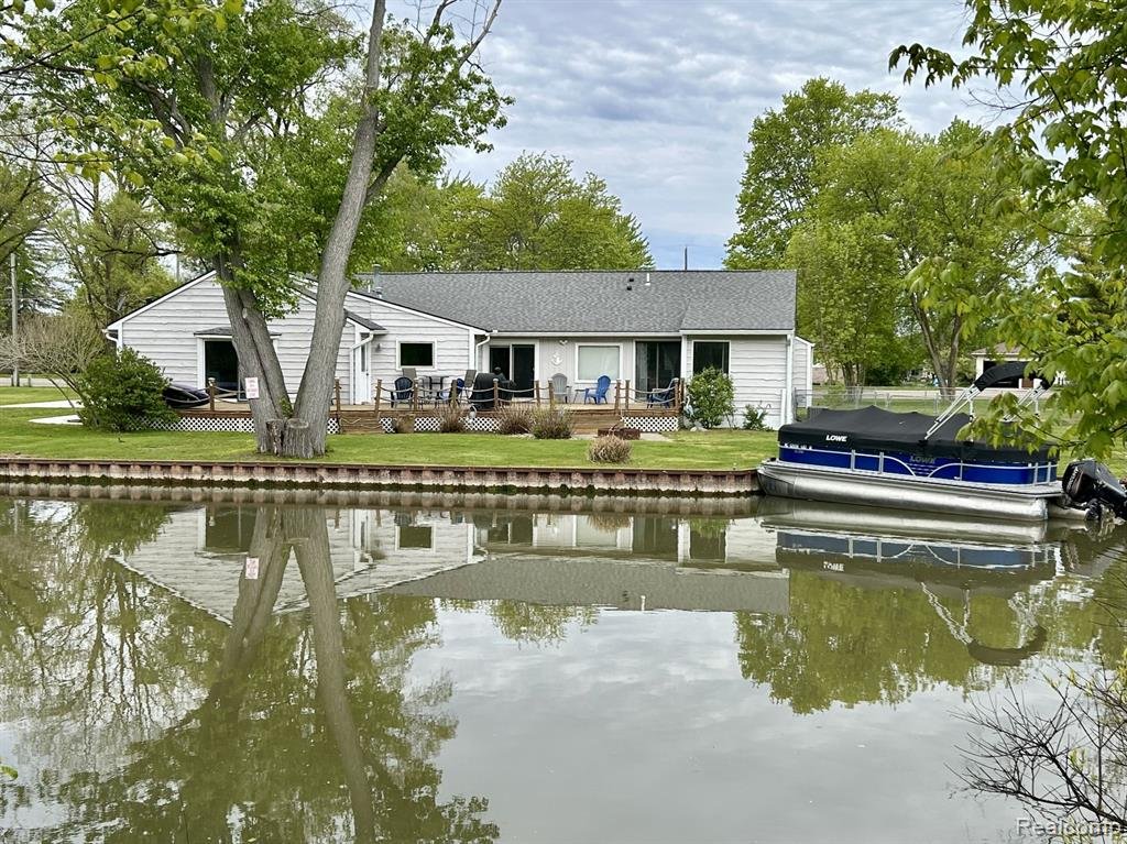 9831 Kress Road, Pinckney